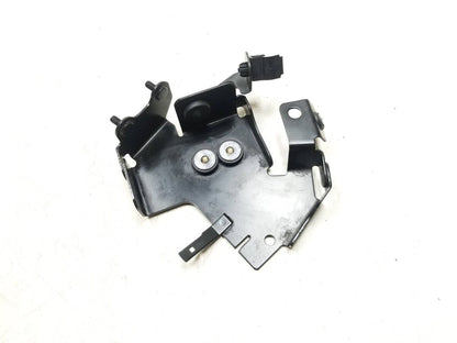 2022 - 2024 Yamaha Yzf-r7 Yzfr7 Voltage Regulator Mounting Bracket  OEM