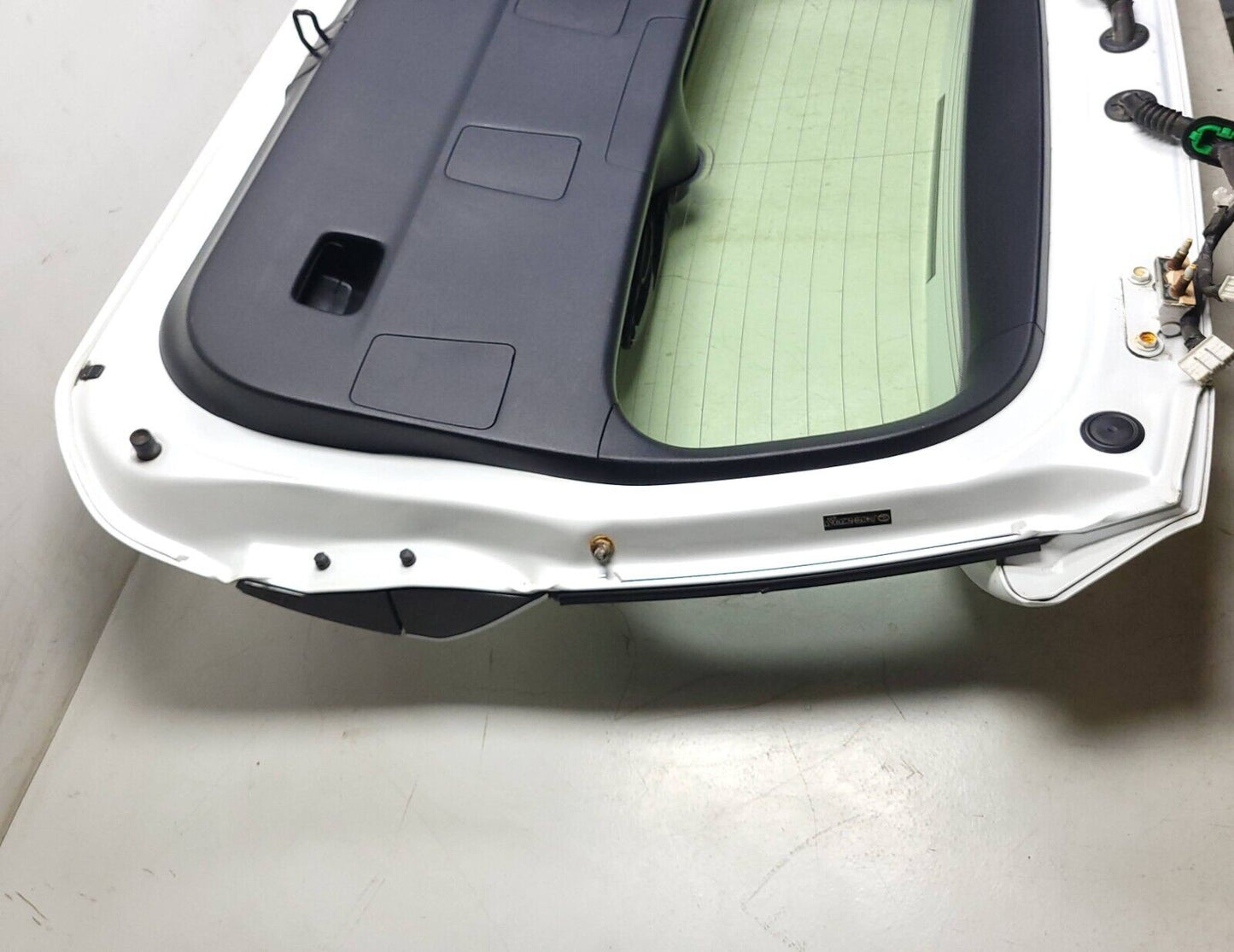 2011 - 2017 Lexus CT200h Trunk Tailgate Hatch OEM