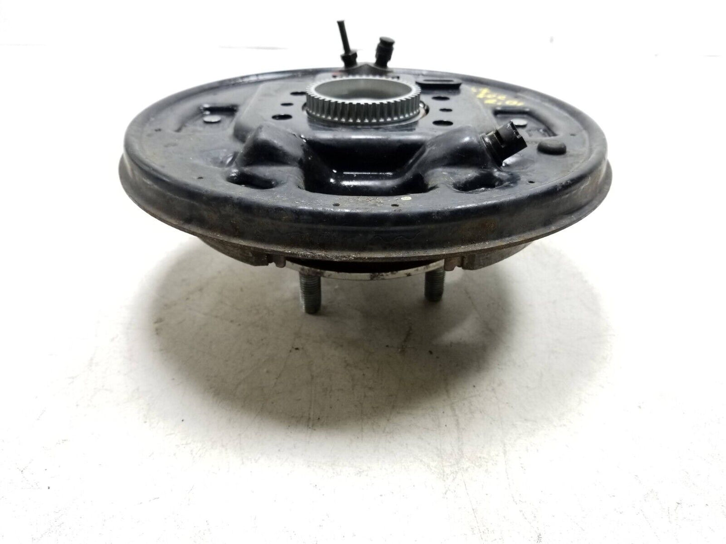 12 - 17 Hyundai Accent Spindle Knuckle Drum Brake Rear Driver Side Left OEM