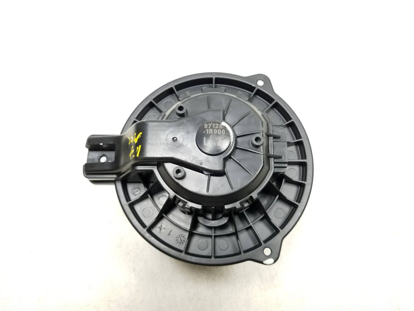 12 - 17 Hyundai Accent Blower Motor OEM