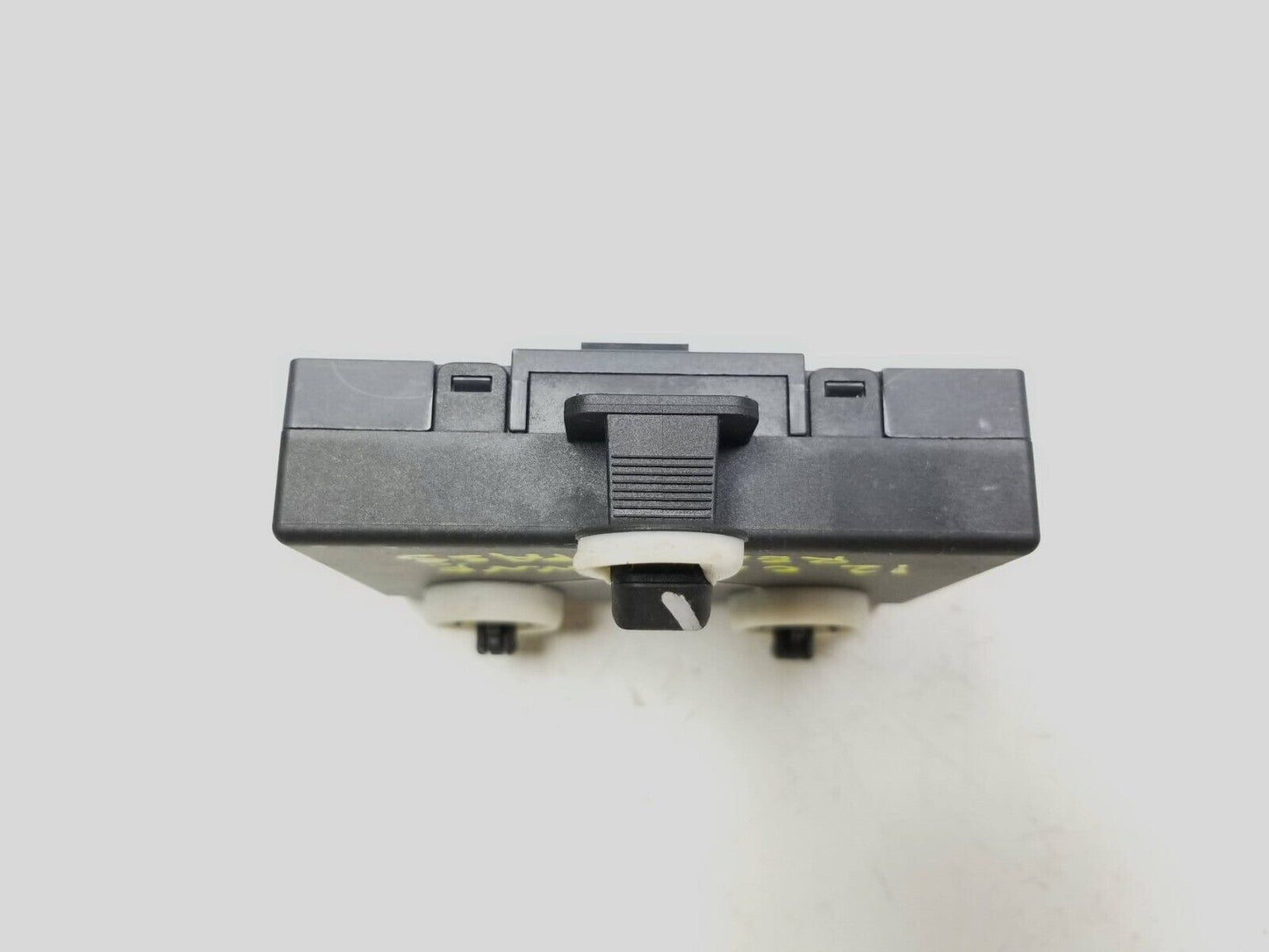 11-18 Porsche Cayenne Door Control Module Rear Passenger Side Right OEM