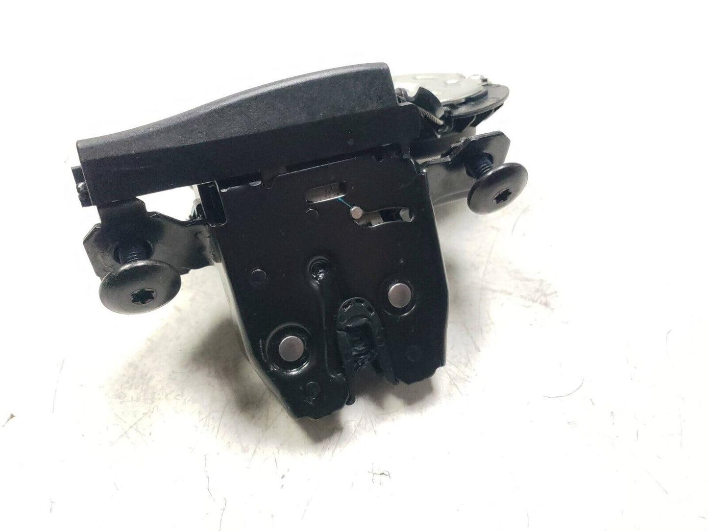 2021 - 2023 Chevrolet Trailblazer Tailgate Lock Latch Actuator OEM