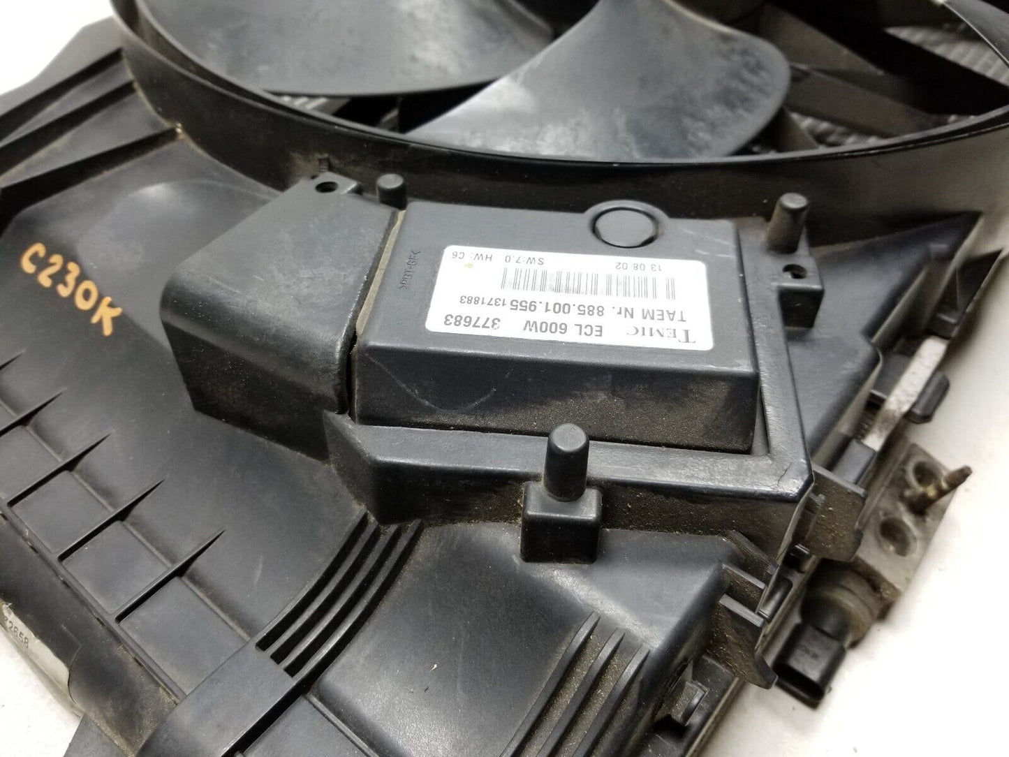03 04 05 06 Mercedes C230 Engine Cooling Radiator & Fan 1.8l OEM