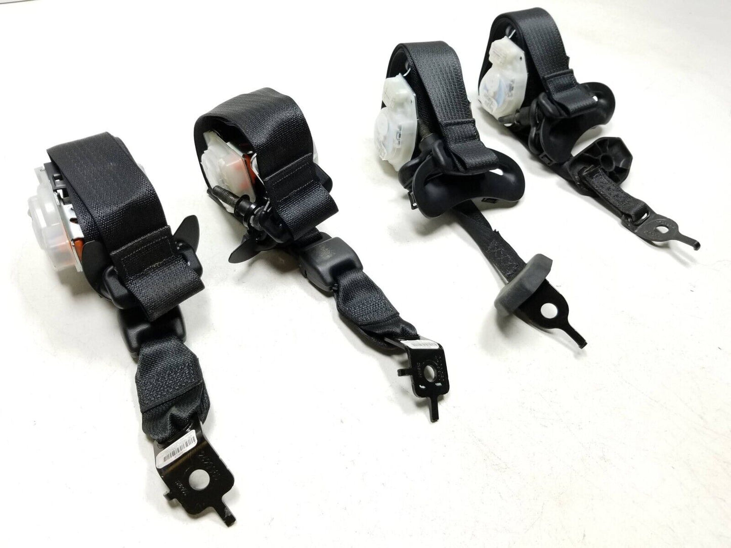 2016 - 2022 Dodge Durango Rear Seat Belt 2nd & 3rd Row 4pcs OEM