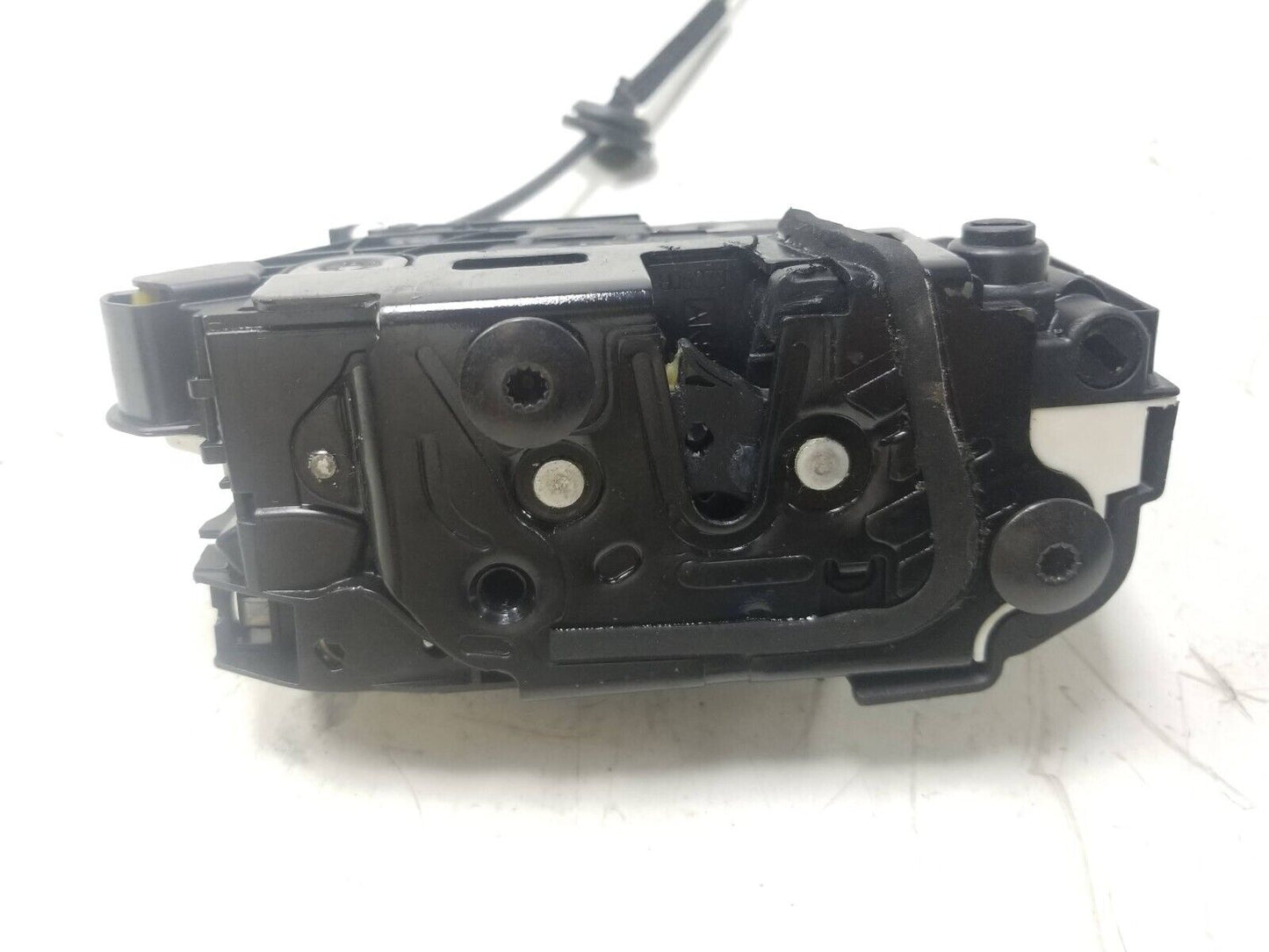 09 - 18 Volkswagen Tiguan Door Lock Latch Actuator Rear Passenger Side Right OEM