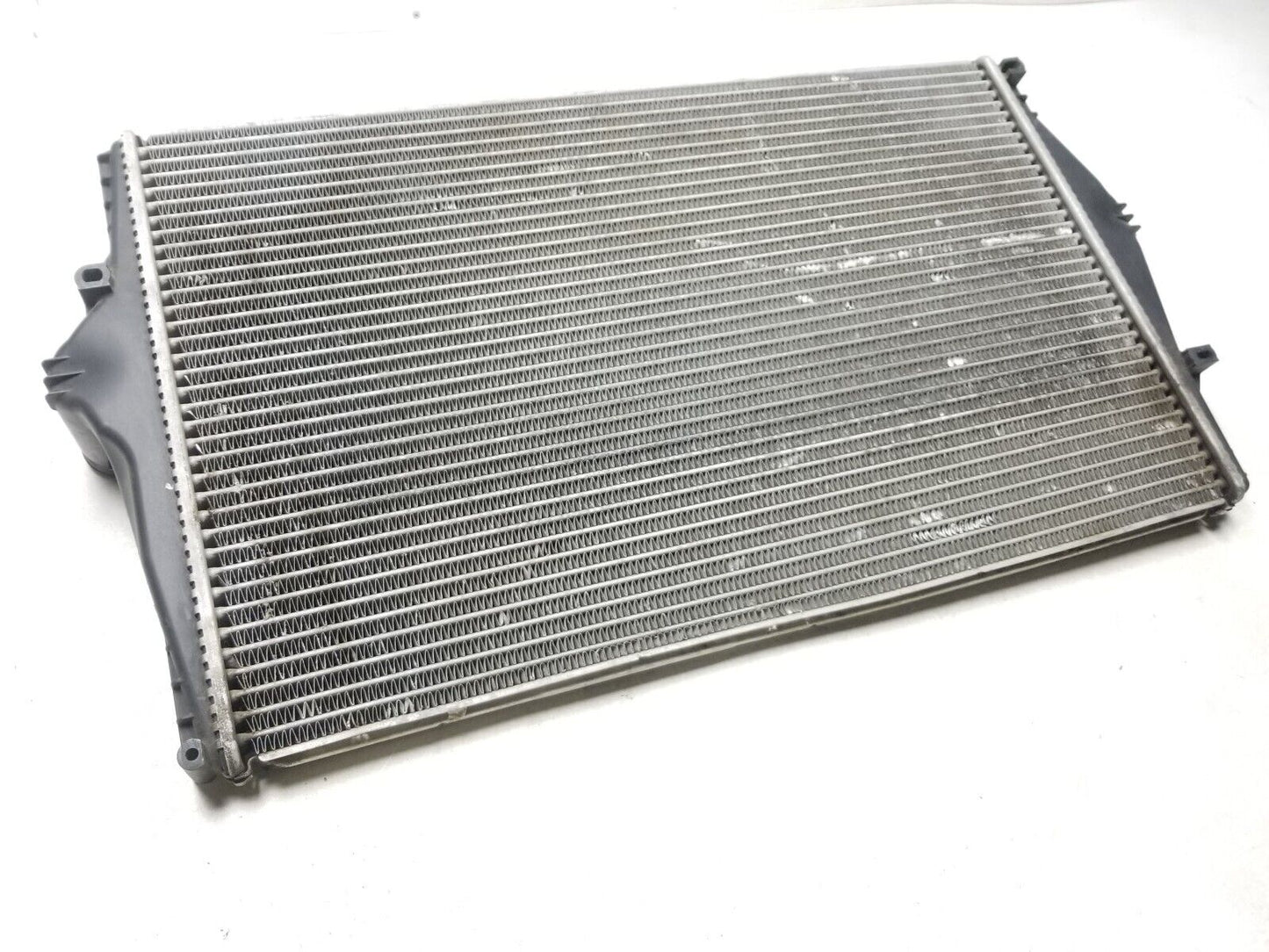 2003 - 2006 Volvo S60 S80 V70 Xc70 Intercooler Charge Air Cooler  OEM