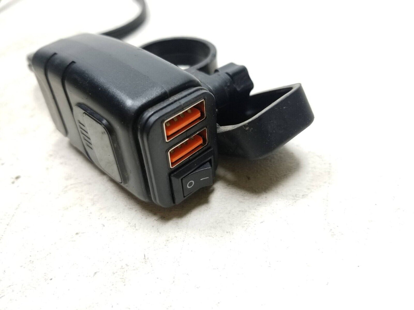 Usb Charger Dual W/ Wire Cable 2022 - 2024 Yamaha Yzf-r7 Yzfr7