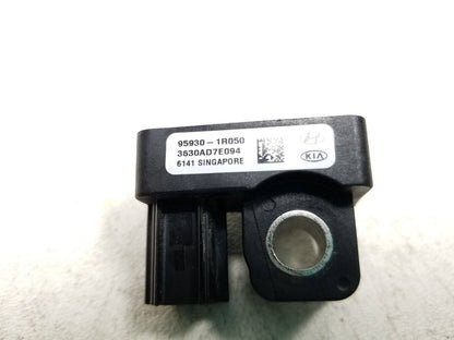 12 - 17 Hyundai Accent Impact Crash Sensor 2pcs OEM