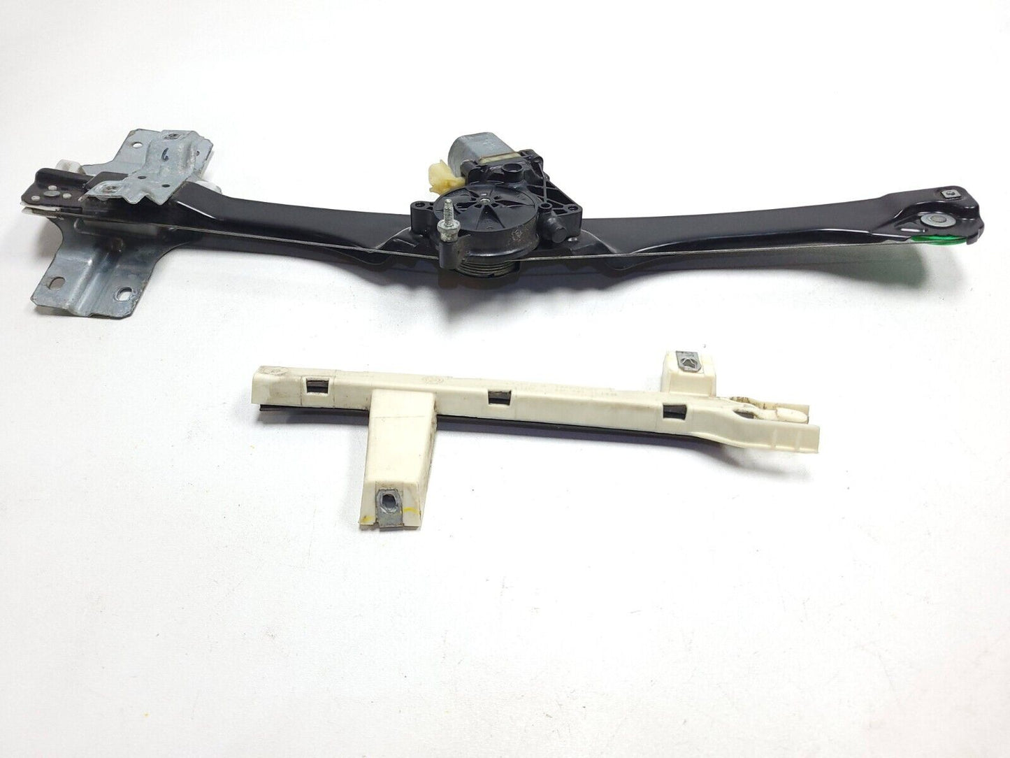 13 14 15 16 GMC Acadia Window Regulator & Motor Front Driver Side Left OEM