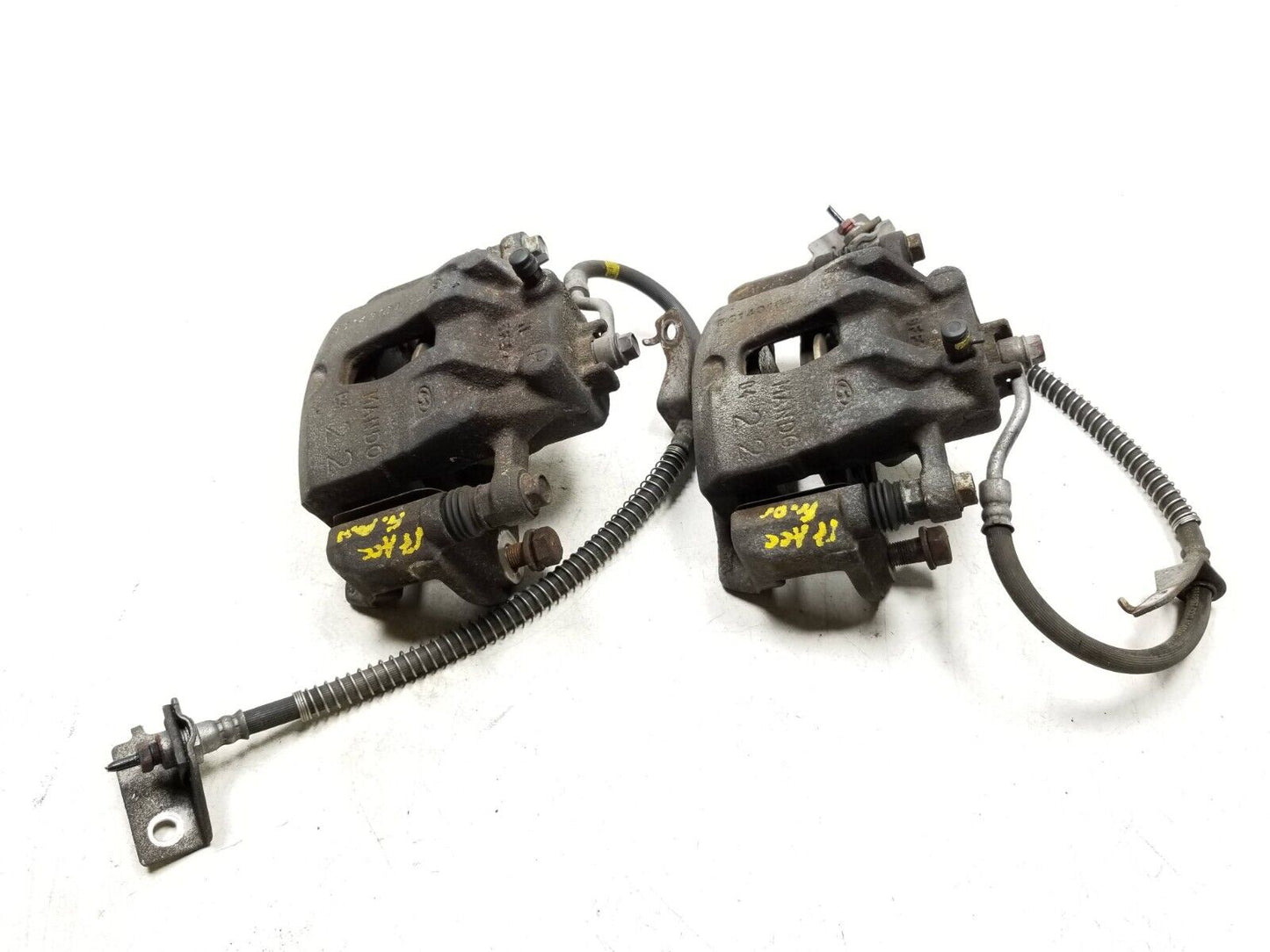 12 - 17 Hyundai Accent Front Brake Caliper Left & Right OEM