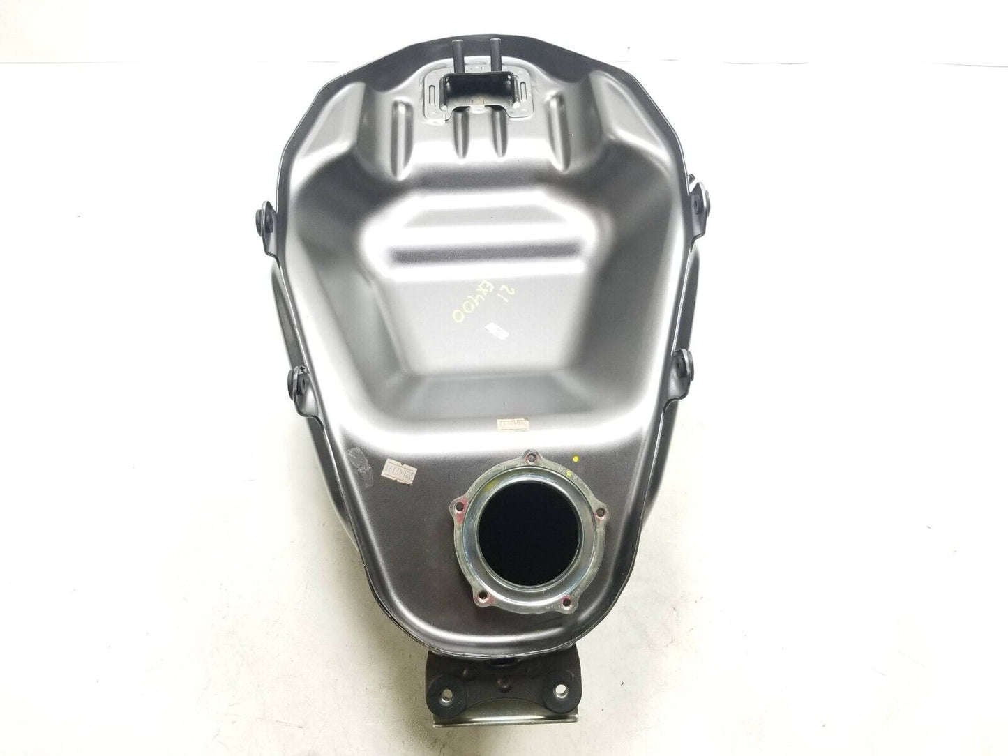 2018 - 2023 Kawasaki Ninja 400 Ex400 Fuel Tank *has Minor Dent*