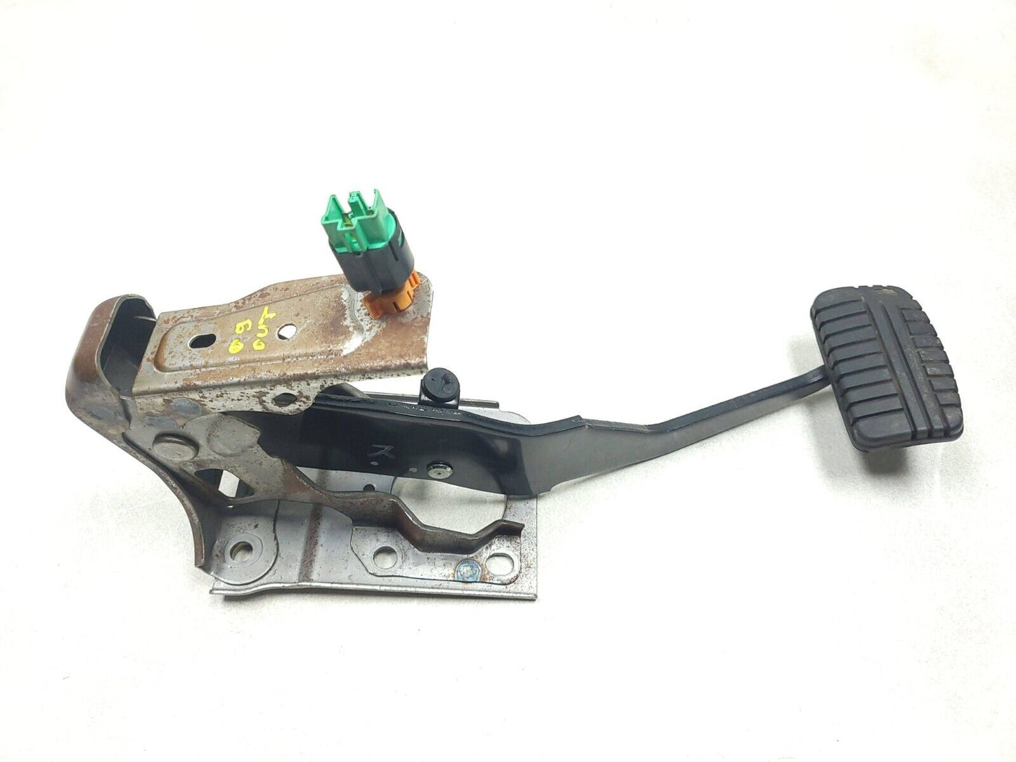 2007 - 2013 Mitsubishi Outlander At Brake Pedal OEM