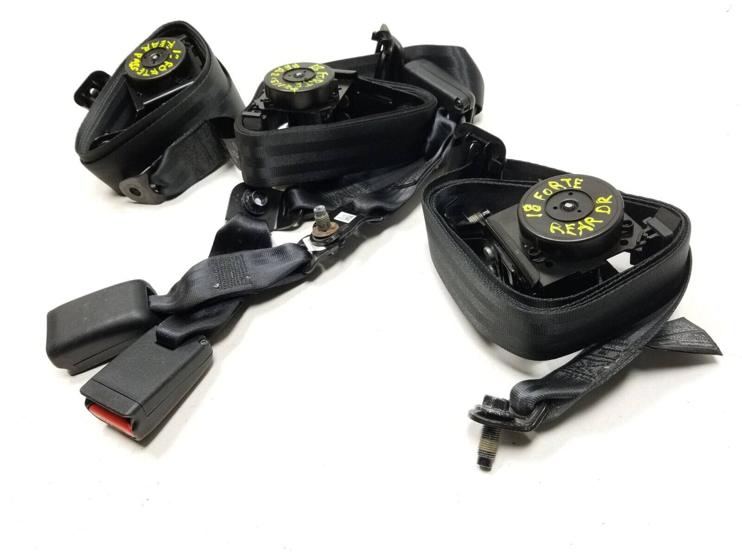 17 18 Kia Forte Rear Seat Belt Retractor W/ Belt Bockle 3pcs OEM 49k Miles