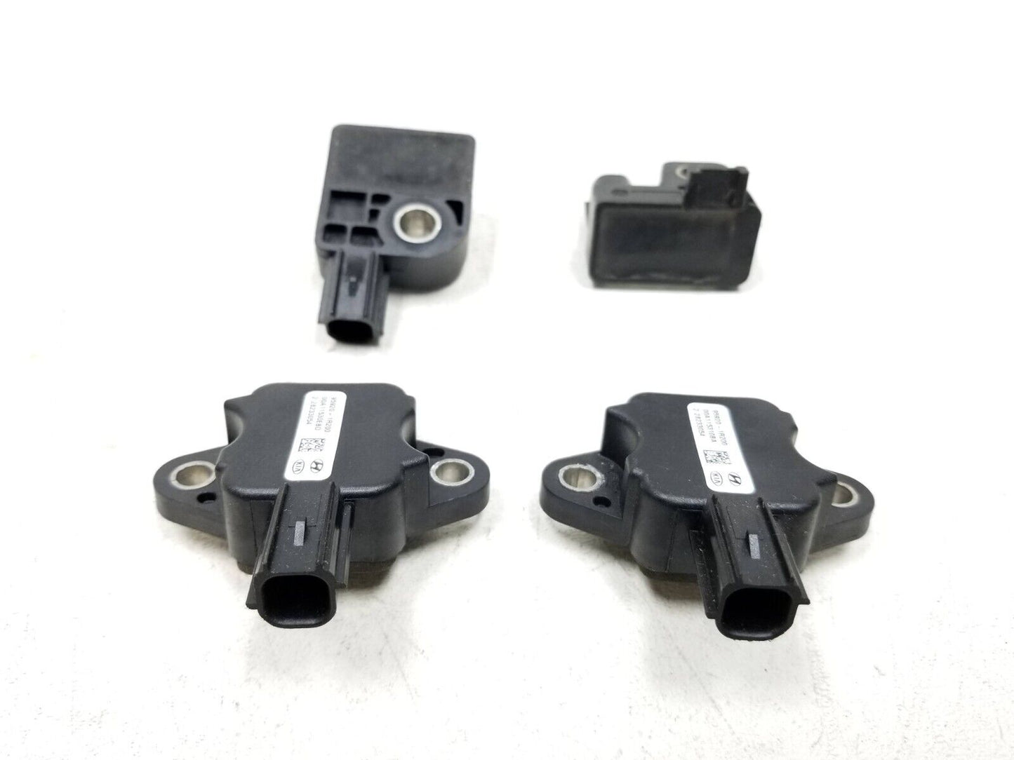 2015 - 2017 Hyundai Accent Impact Crash Sensor 4pcs OEM