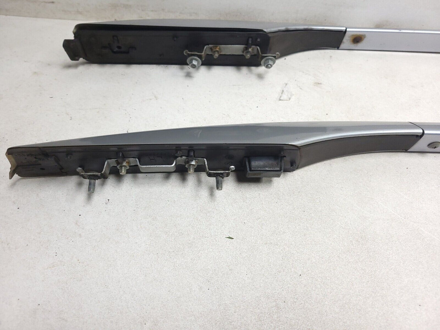 2007 - 2013 Mitsubishi Outlander Roof Rack Rails Left & Right OEM