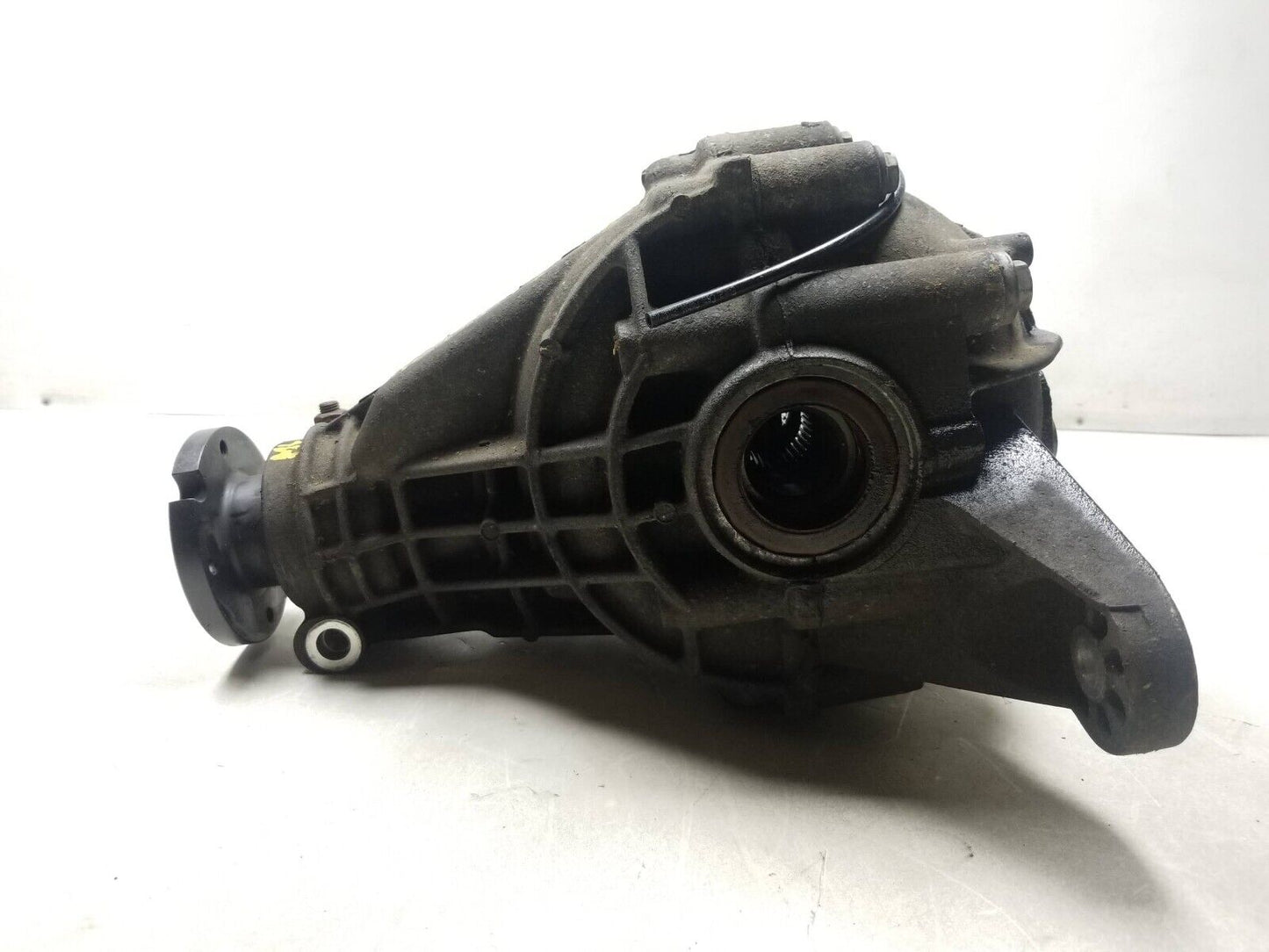 1998 - 2005 Mercedes Ml320 Rear Differential Carrier 3.70 Ratio OEM