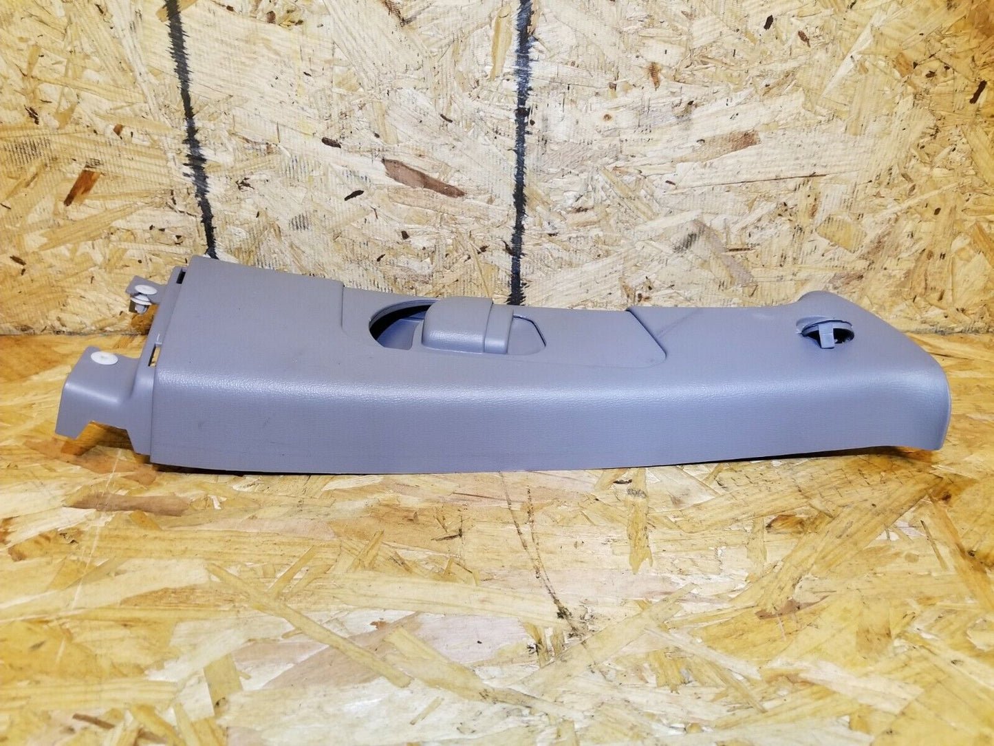 2007 - 2010 Hyundai Elantra B Pillar Trim Cover Upper Passenger Right Side OEM