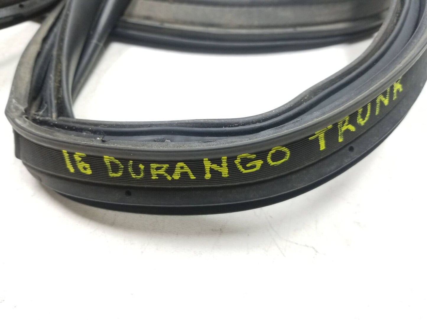 11 - 22 Dodge Durango Tailgate Liftgate Weatherstrip Seal Rear  OEM