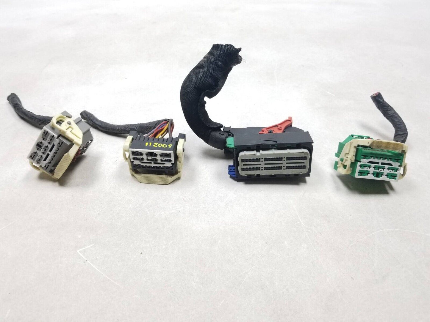 2011-2014 Chrysler 200 S Pin Harness Connector Pigtail 4pcs OEM