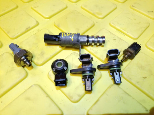 13 - 16 Nissan Sentra Vvt Oil Temp Knock Camshaft Sensor 6pcs 1.8l OEM