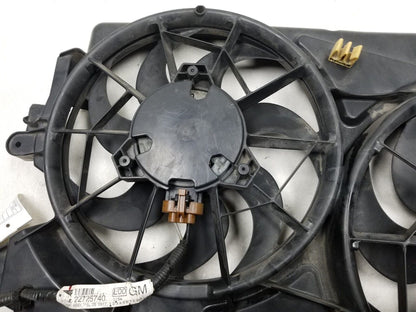 2005 Chevrolet Equinox Radiator Cooling Fan W/ Shroud OEM