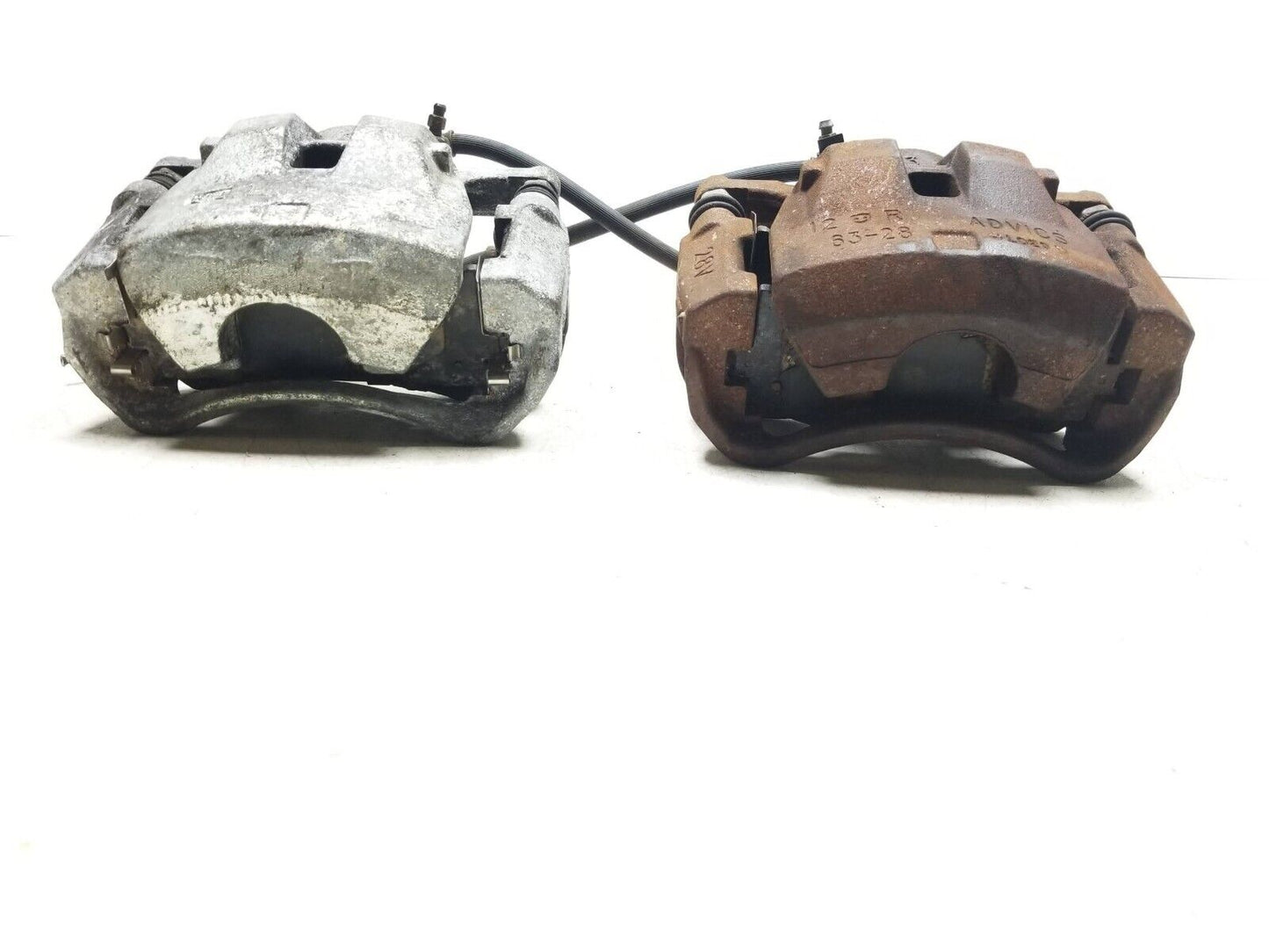 2010 2011 Toyota Camry Brake Caliper Front Left & Right 2.5l OEM