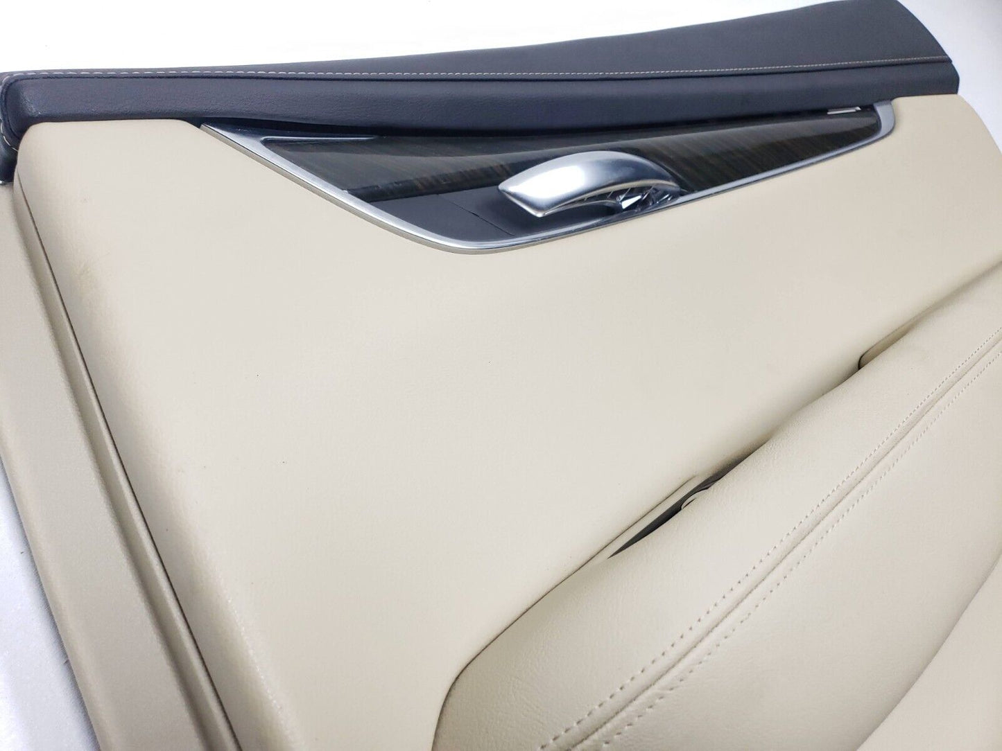 17 18 19 20 Cadillac Xt5 Rear Door Panel Passenger Side Right Trim OEM 34k