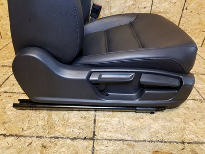 15 16 17 18 VW Jetta Front Seat Right Passenger Black OEM 30k