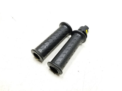 2024 Triumph Speed 400 Handlebar Grip Left & Right  OEM