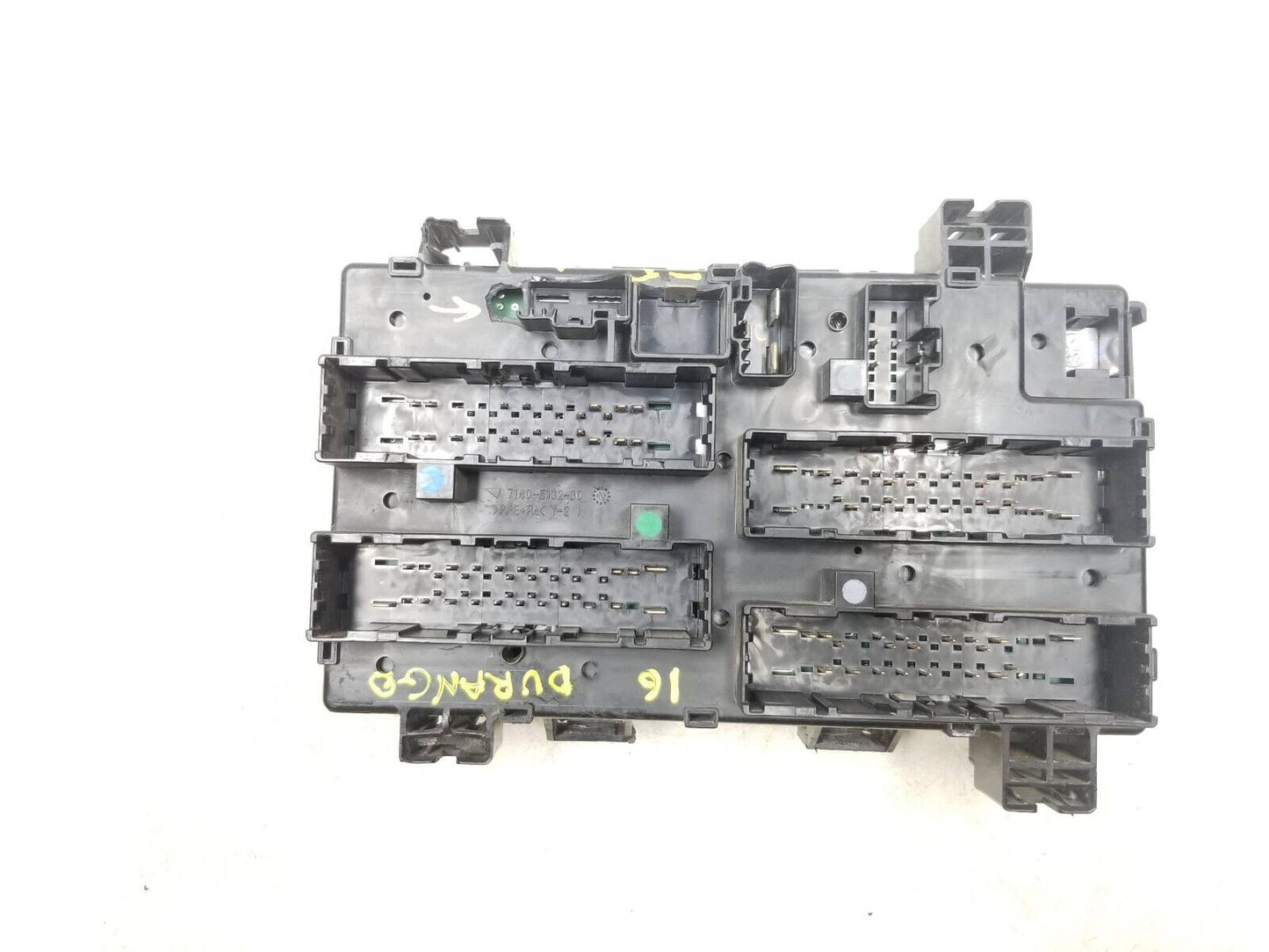 16 - 22 Dodge Durango Fuse Box 68251629ab OEM