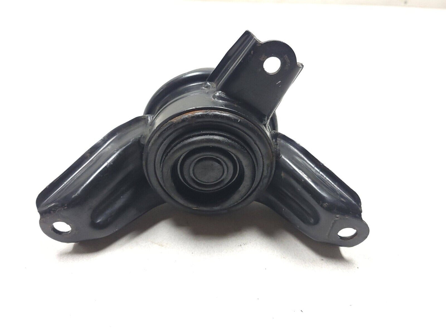 2010 - 2015 Hyundai Tucson Engine Mount OEM