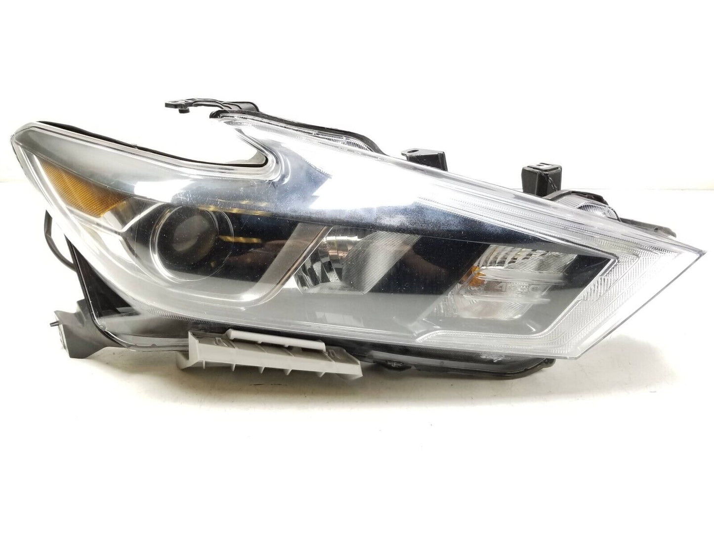 16 17 18 Nissan Maxima Headlight Left & Right OEM