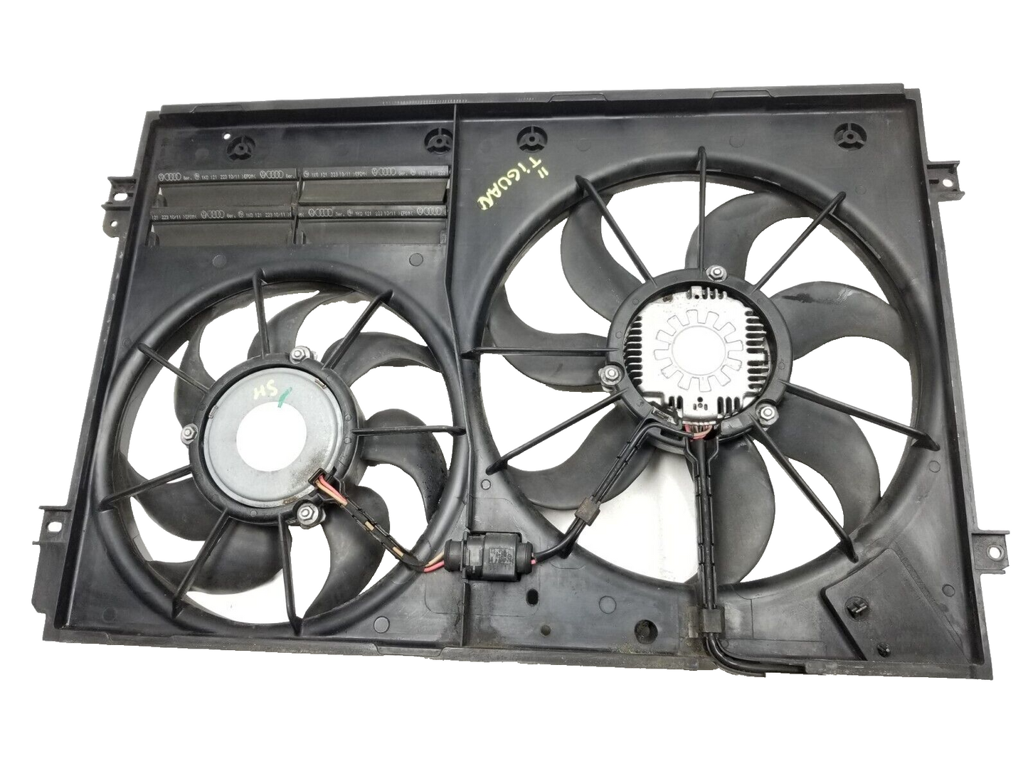 2009 - 2018 Volkswagen Tiguan Radiator Cooling Fan W/ Shroud 2.0l OEM