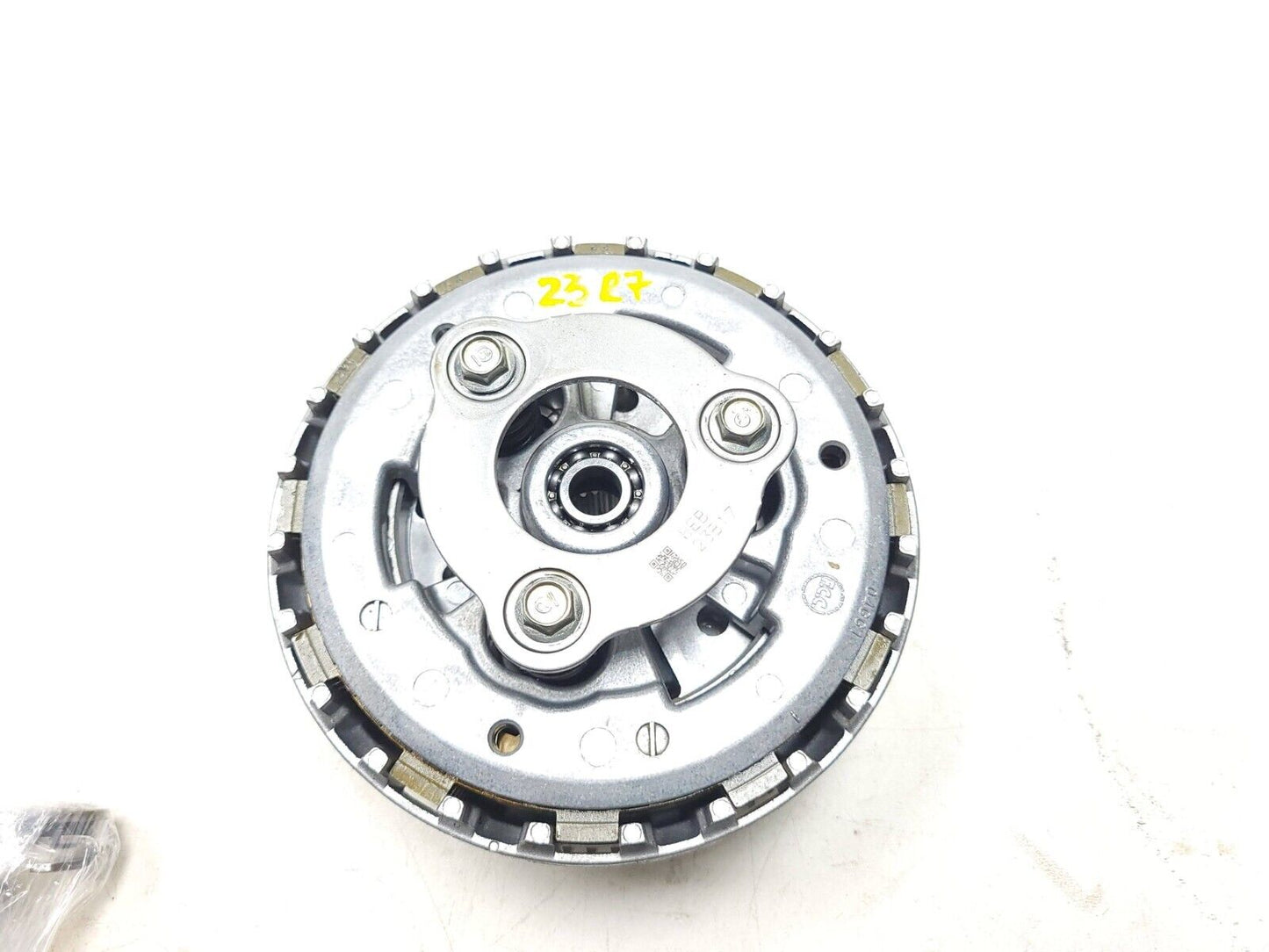 2022-2024 Yamaha Yzf-r7 Yzfr7 Clutch Basket W/ Plates OEM