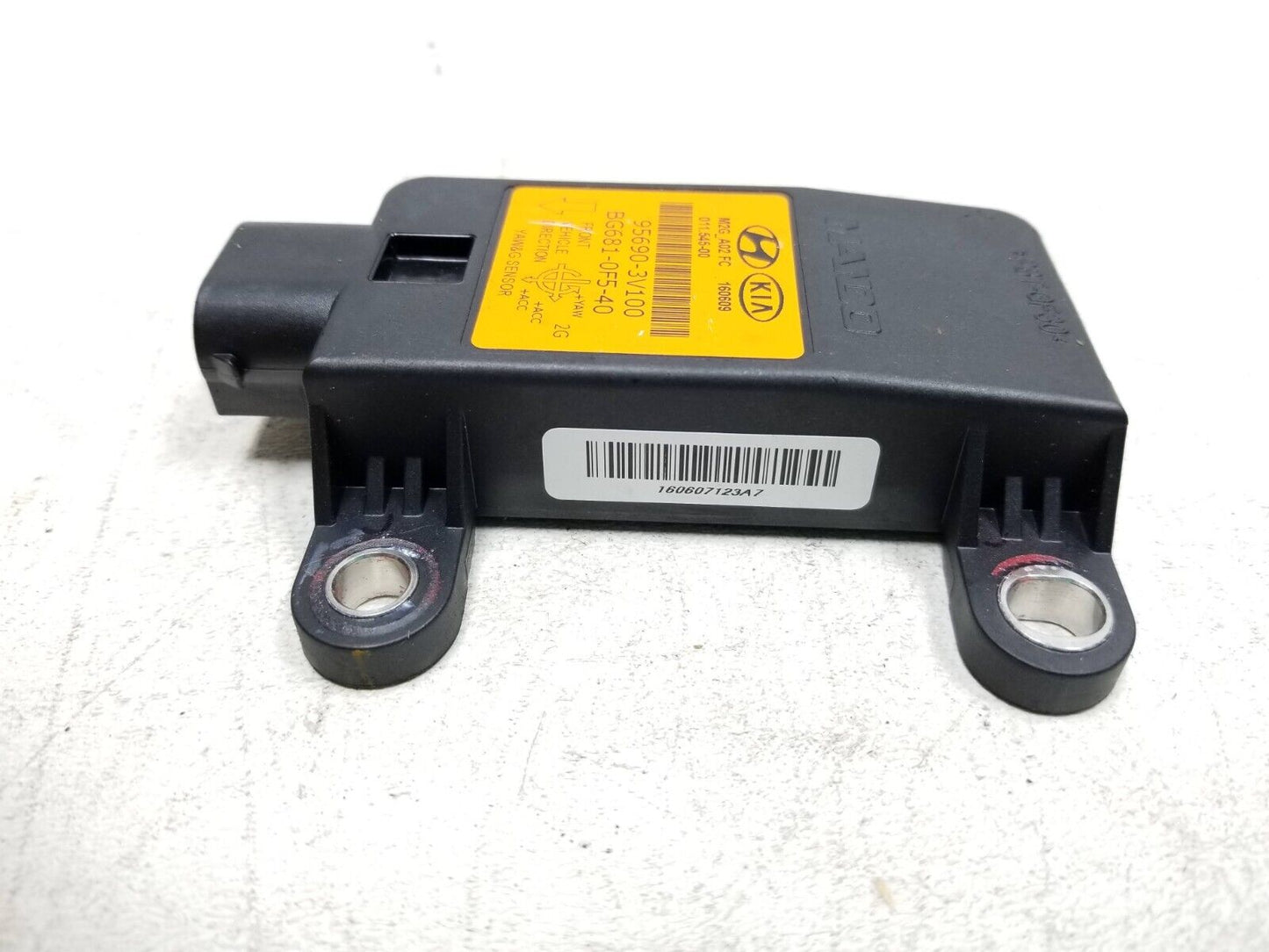 12 - 17 Hyundai Accent Yaw Rate G Sensor Module 95690-3v100 OEM