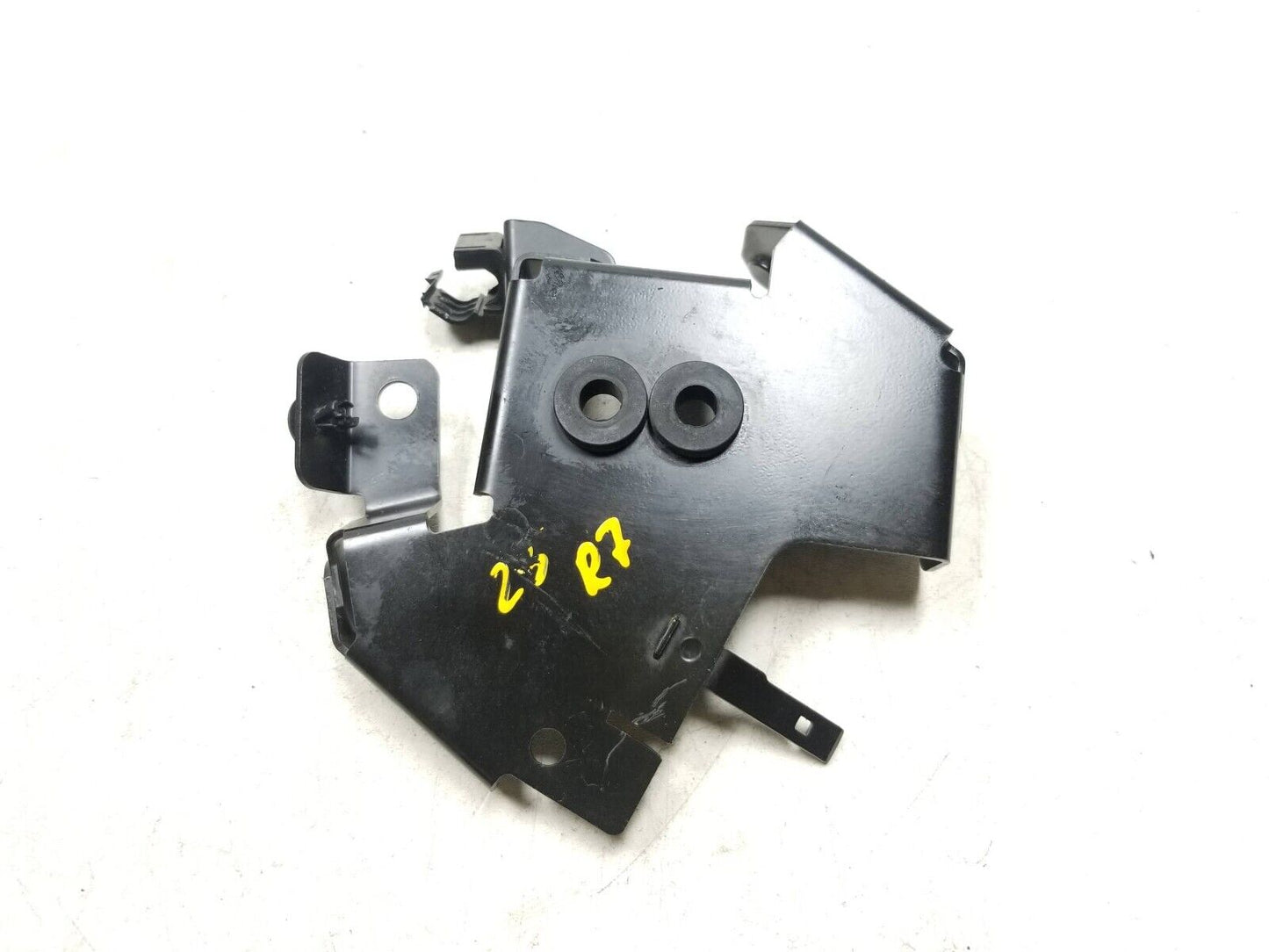 2022 - 2024 Yamaha Yzf-r7 Yzfr7 Voltage Regulator Mounting Bracket  OEM