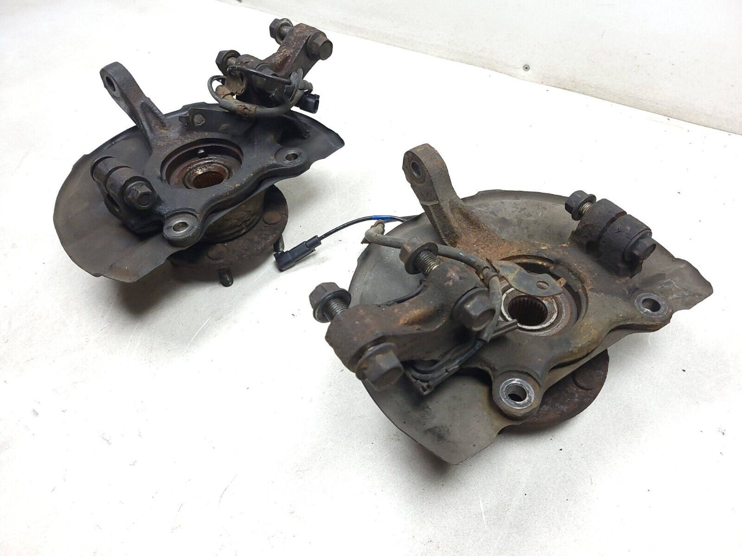 2007-2013 Mitsubishi Outlander Spindle Knuckle Front Left & Right Pair AWD OEM