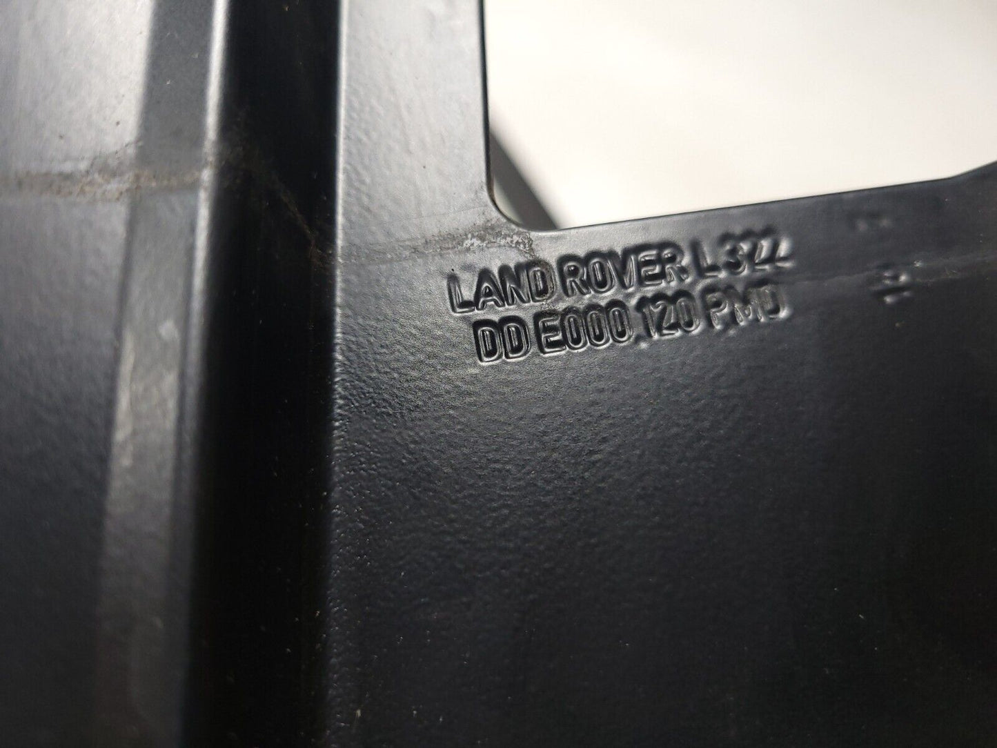 2006-2009 Range Rover Rear Door Molding & Weatherstrip Seal Pass Side Right OEM