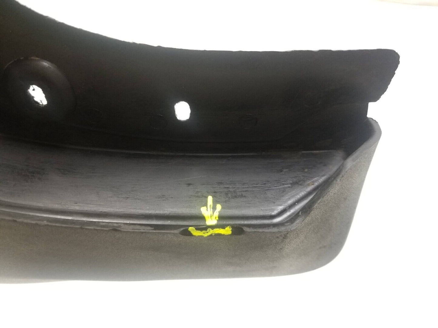 09 - 18 Volkswagen Tiguan Rear Mud Flap 2pcs OEM