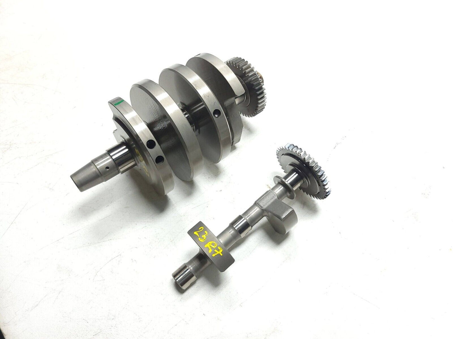 2022-2024 Yamaha Yzf-r7 Yzfr7 Crankshaft  OEM