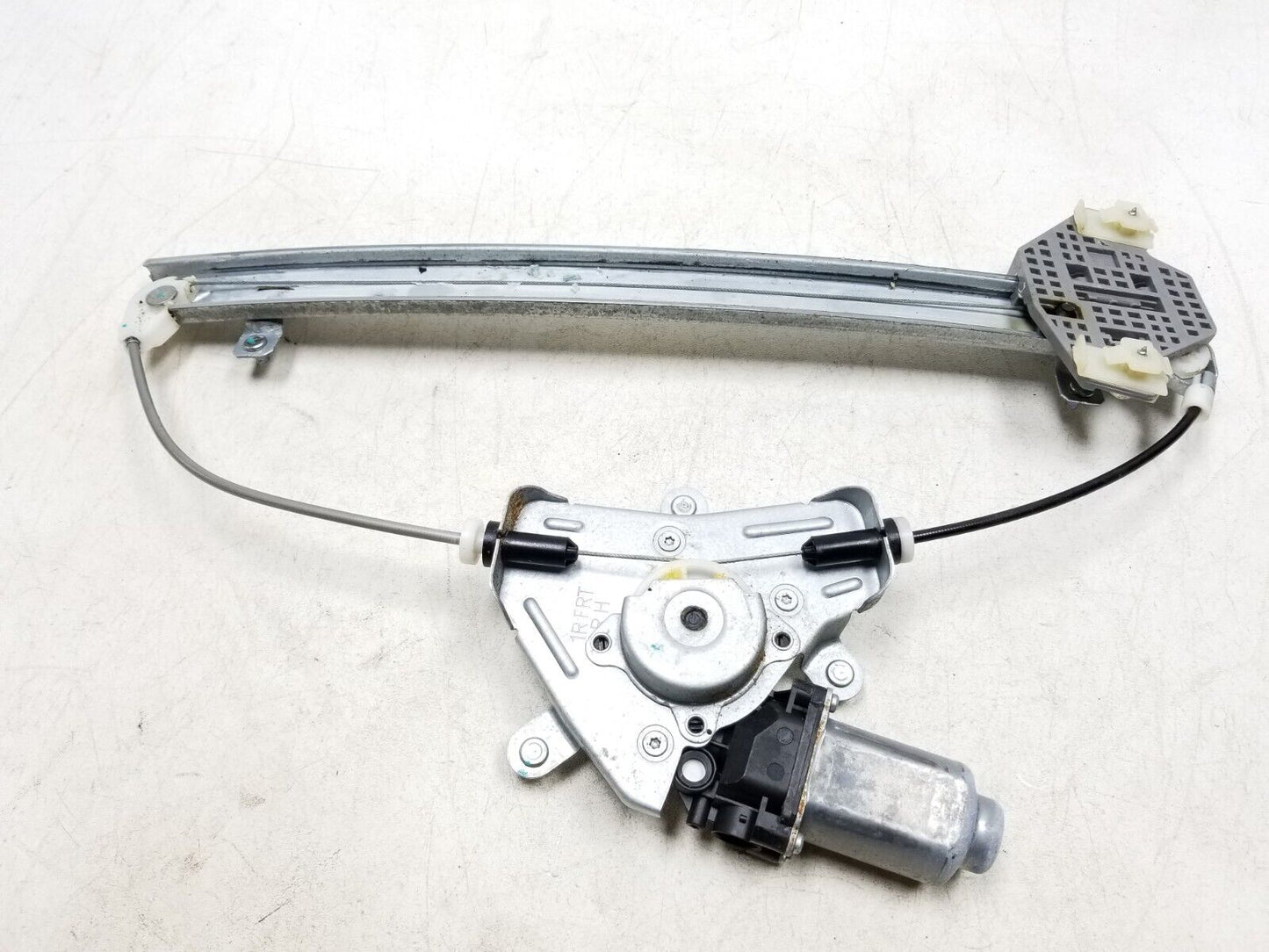 2012-2017 Hyundai Accent Window Regulator & Motor Front Passenger Side Right OEM