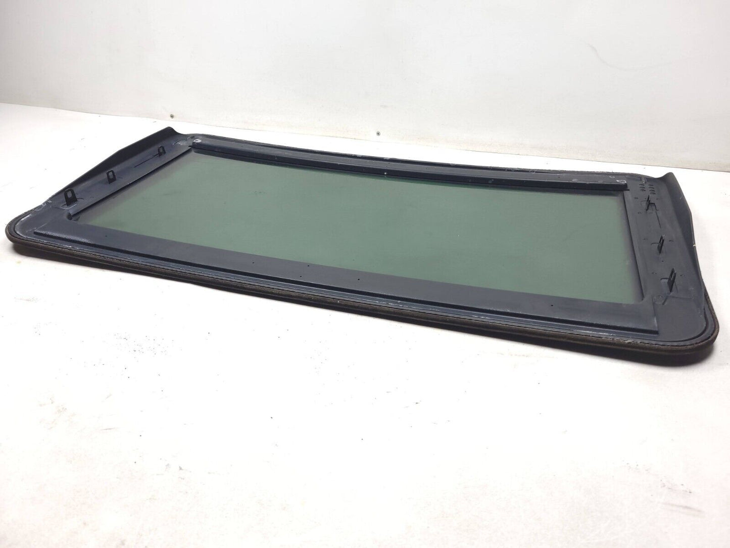 2006-2009 Range Rover Sunroof Glass OEM