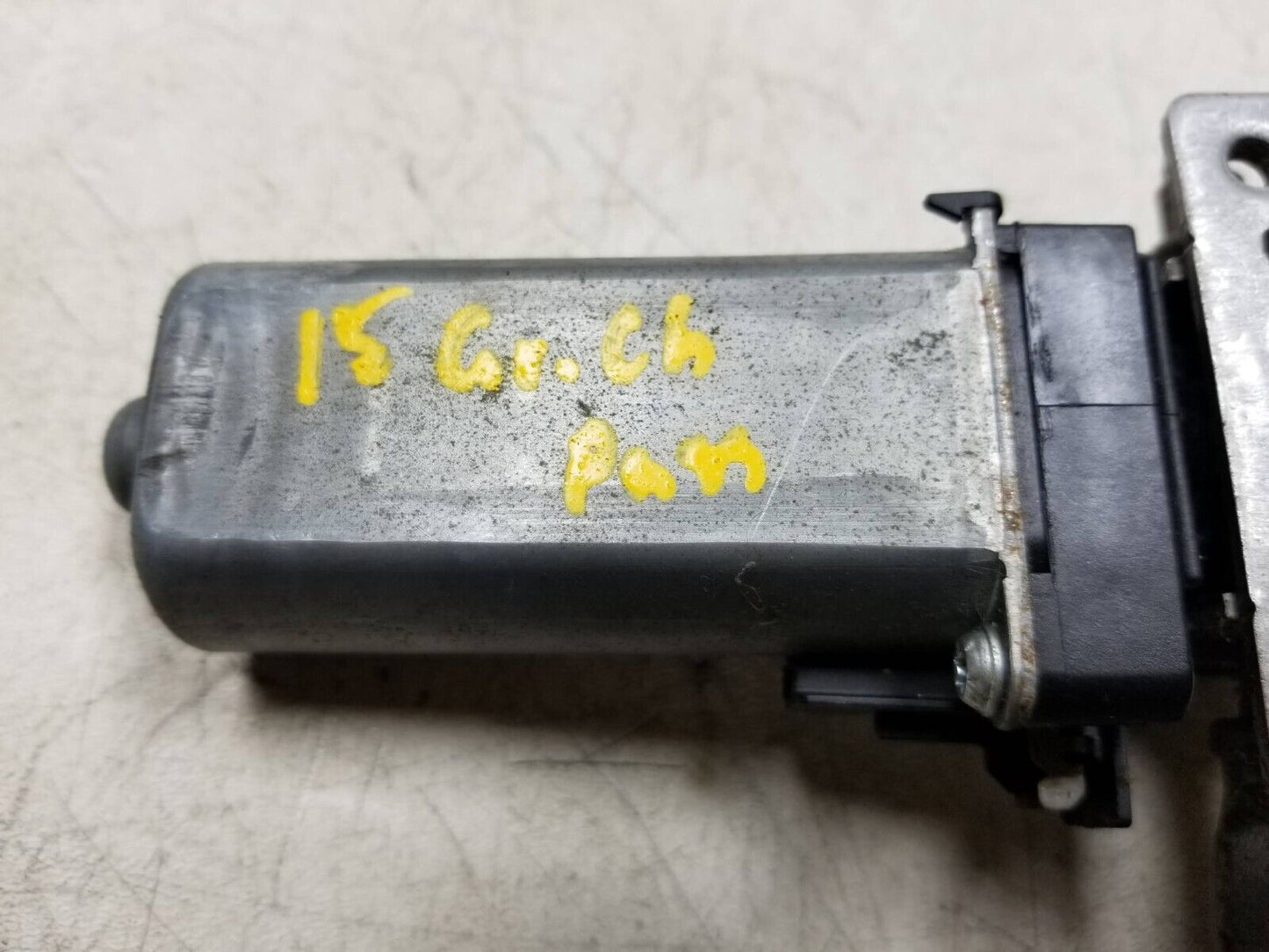 14-17 Jeep Grand Cherokee Front Passenger Seat Adjust Motor OEM