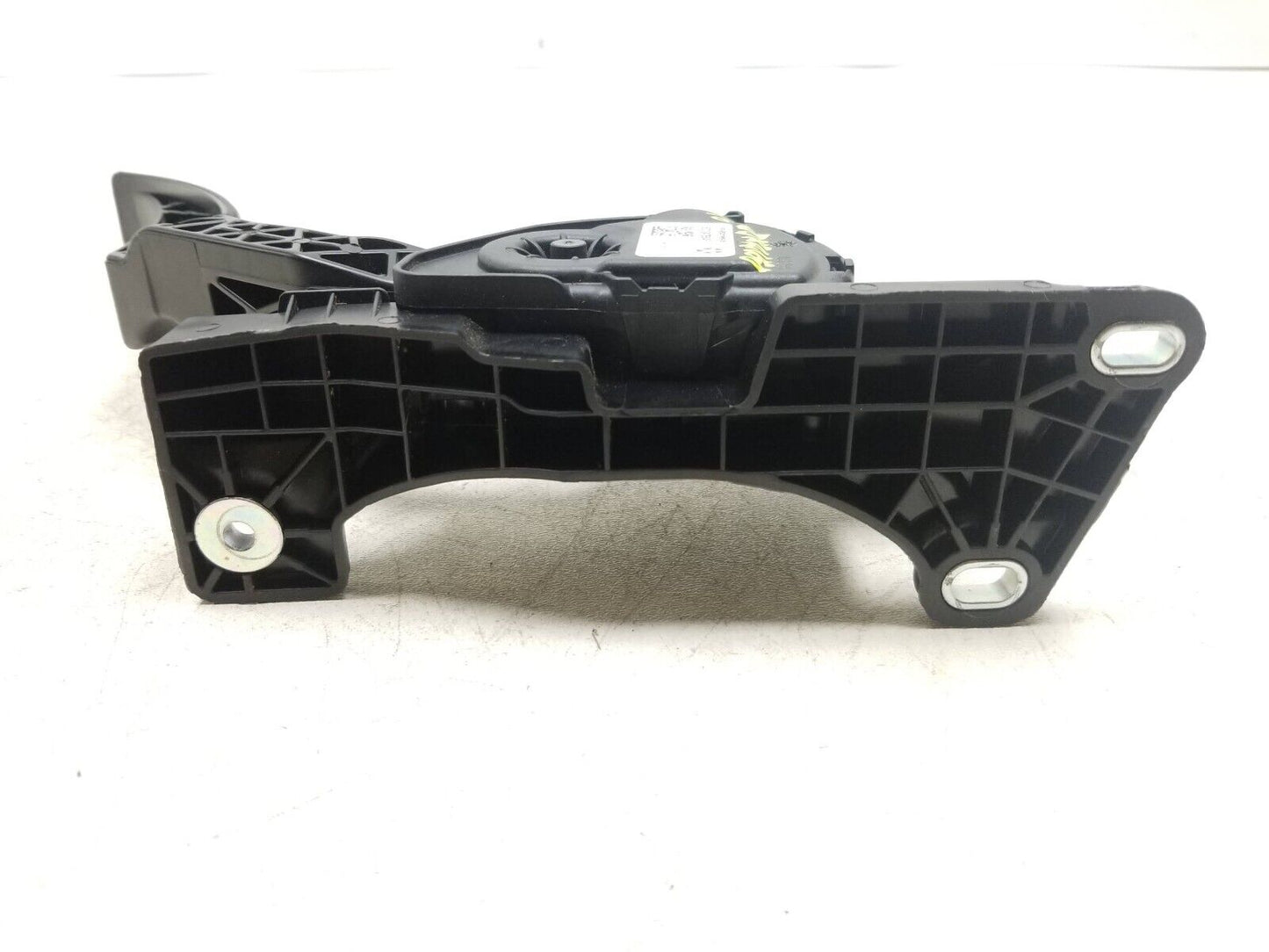 16 - 22 Dodge Durango Accelerator Gas Pedal OEM