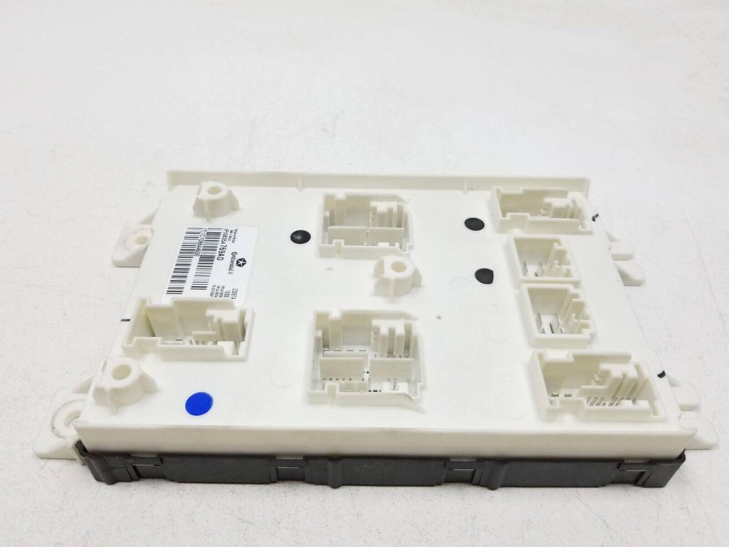 16 - 22 Dodge Durango Body Control Module Bcm 68354769ad OEM