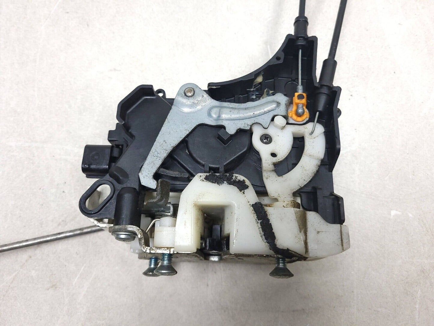 2007-2013 Mitsubishi Outlander Front Door Lock Actuator Passenger Side Right OEM