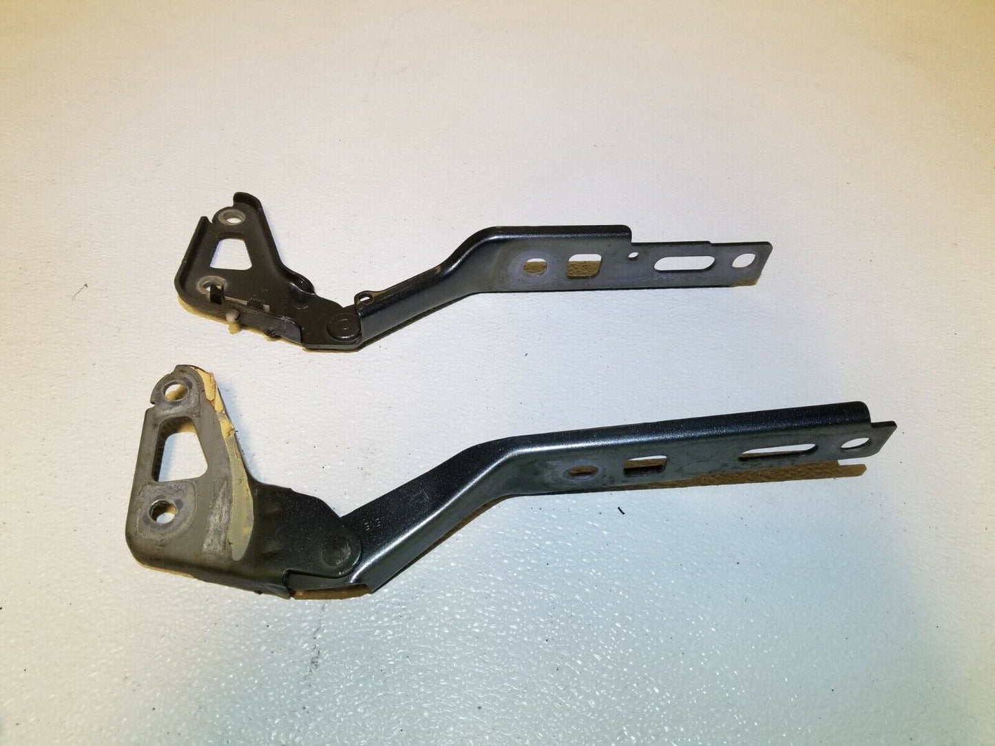 09-15 Audi Q7 Hood Hinge Left & Right Pair OEM 87k Miles