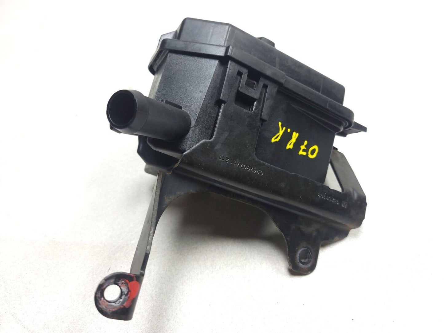 2013 - 2016 Cadillac SRX Steering Fluid Reservoir Tank OEM