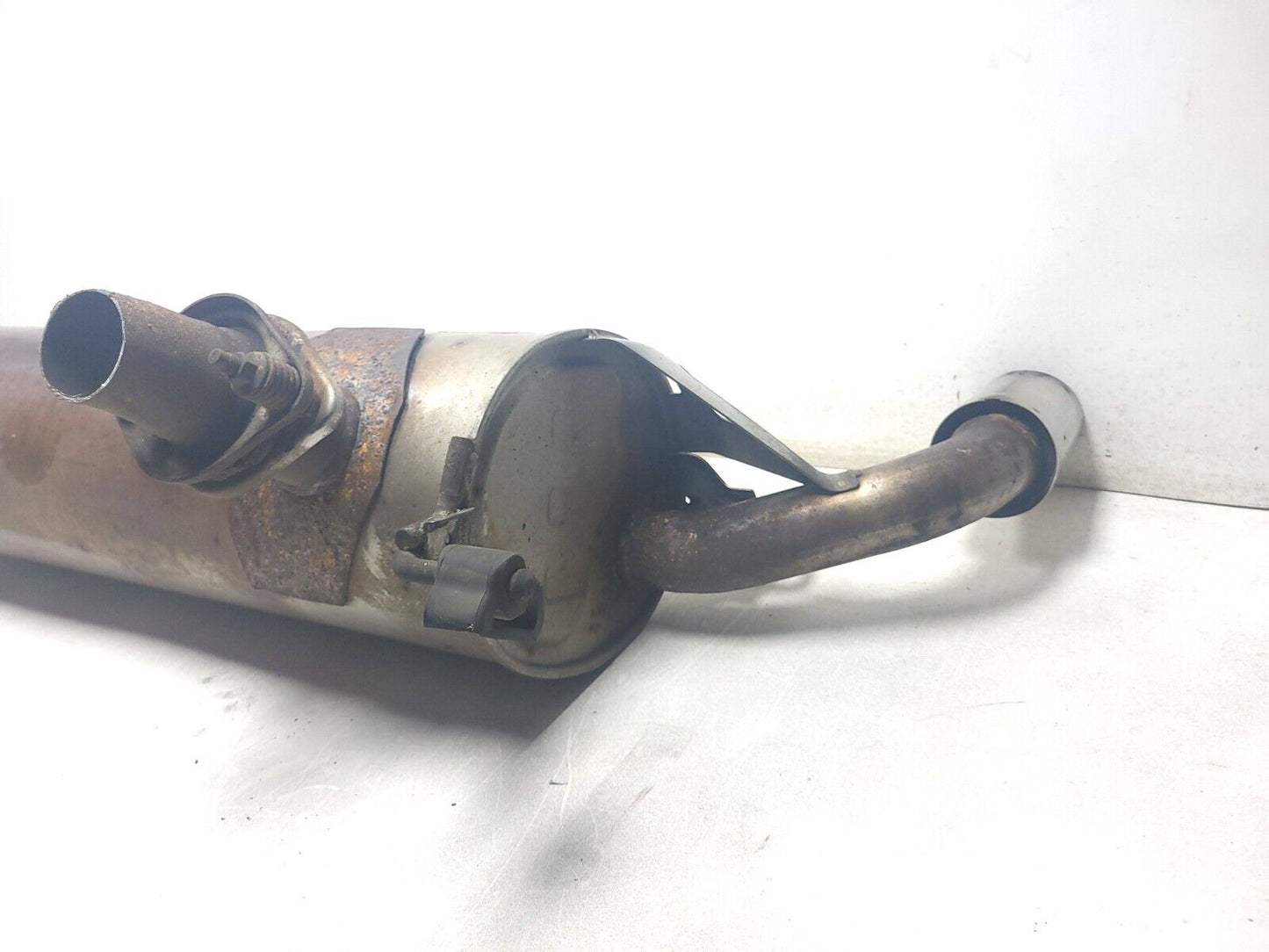 2007 - 2012 Mazda Cx-7 Muffler Exhaust 2.3l OEM