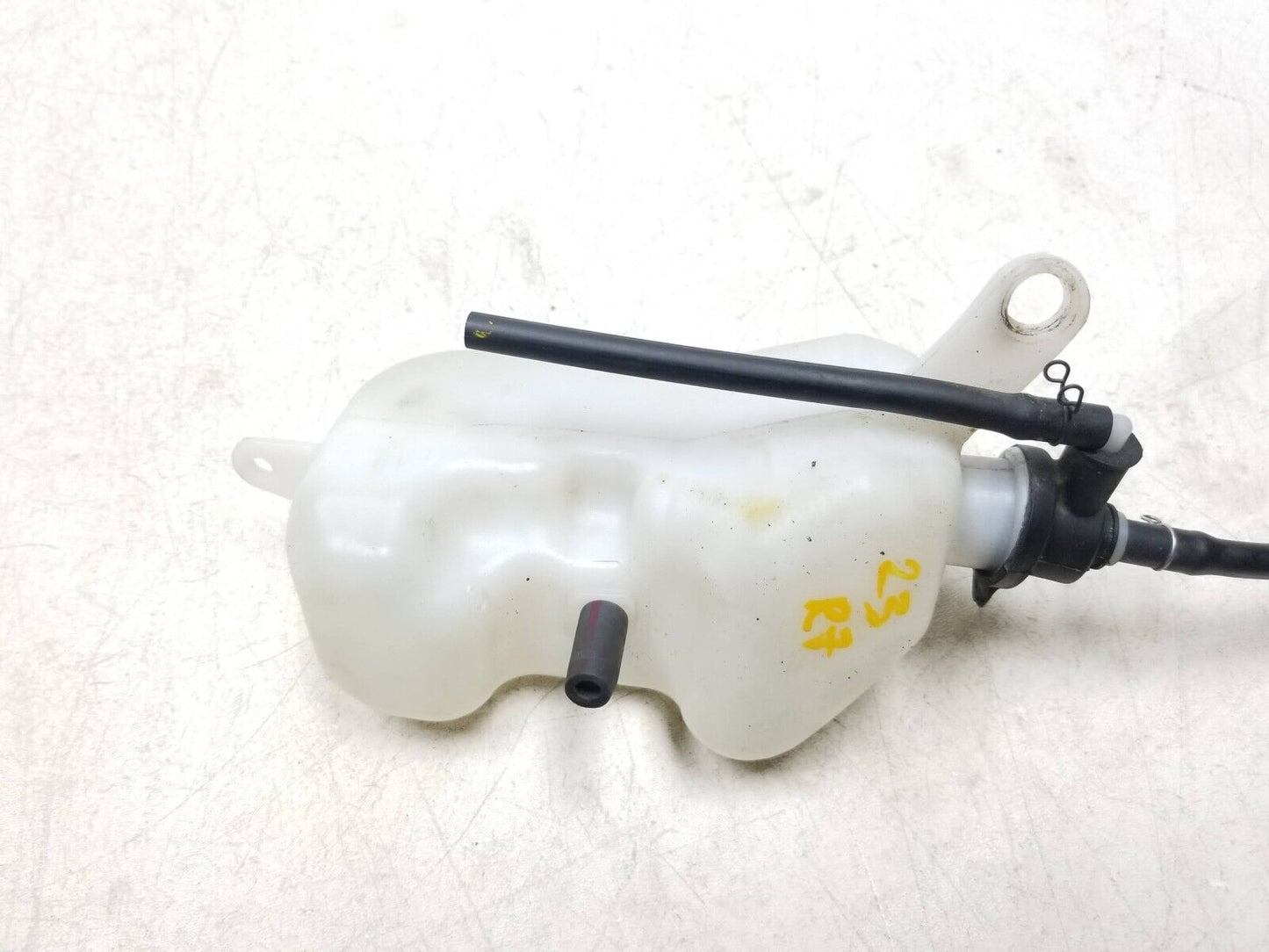 2022 - 2024 Yamaha Yzf-r7 Yzfr7 Coolant Reservoir Bottle OEM